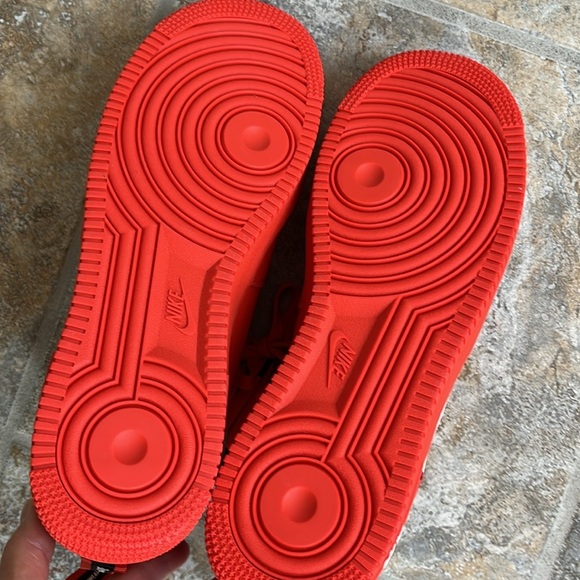 Nike Air Force Ones Low Utility Team Orange Size 11 NEW - Picture 10 of 16